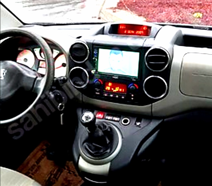PEUGEOT PARTNER TEPEE 7 INC