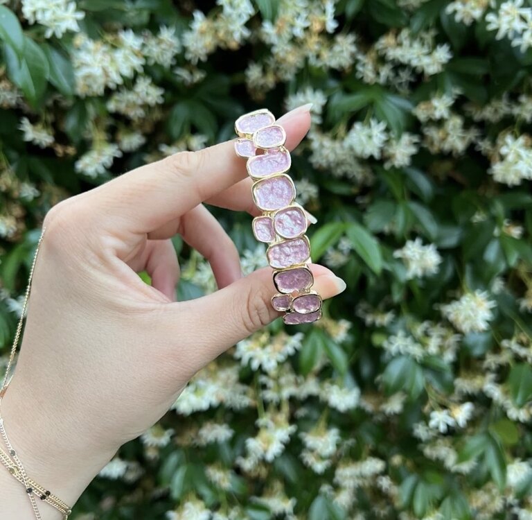 Pembe Lastikli Bileklik