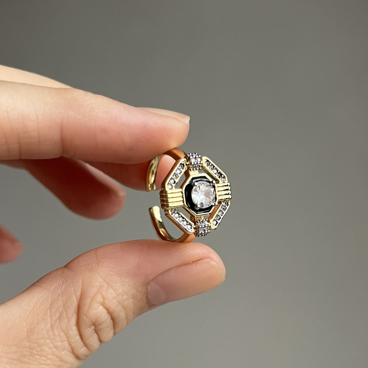 Gold Ayarlanabilir Taşlı Yüzük