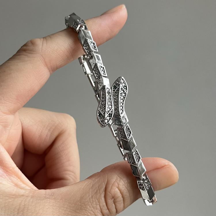 Yılan Detaylı Silver Bileklik