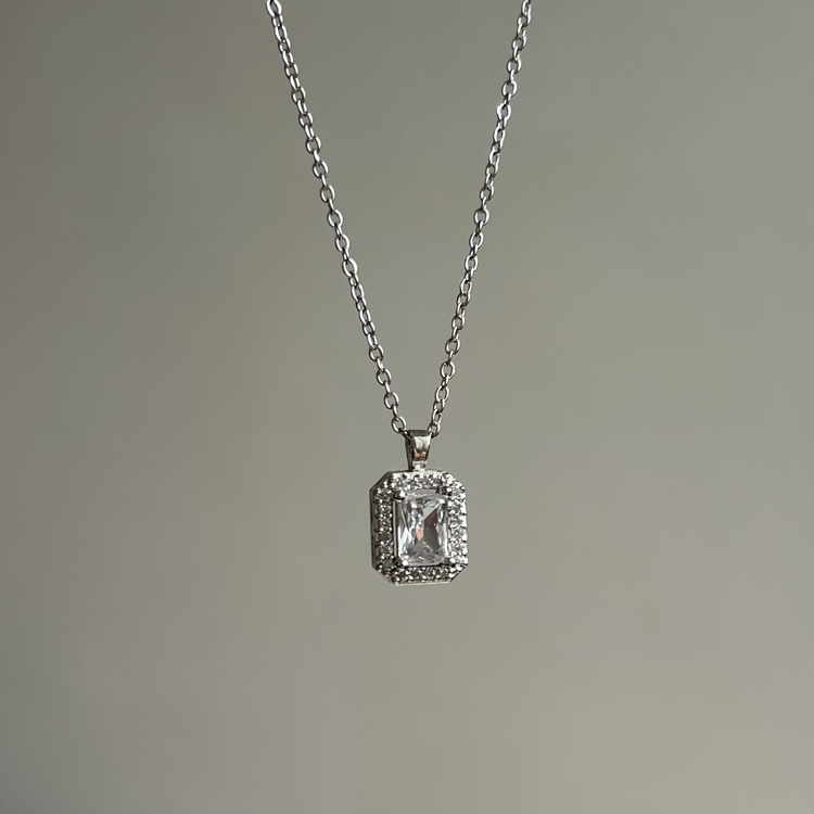 Çelik Şık Baget Taşlı Silver Kolye