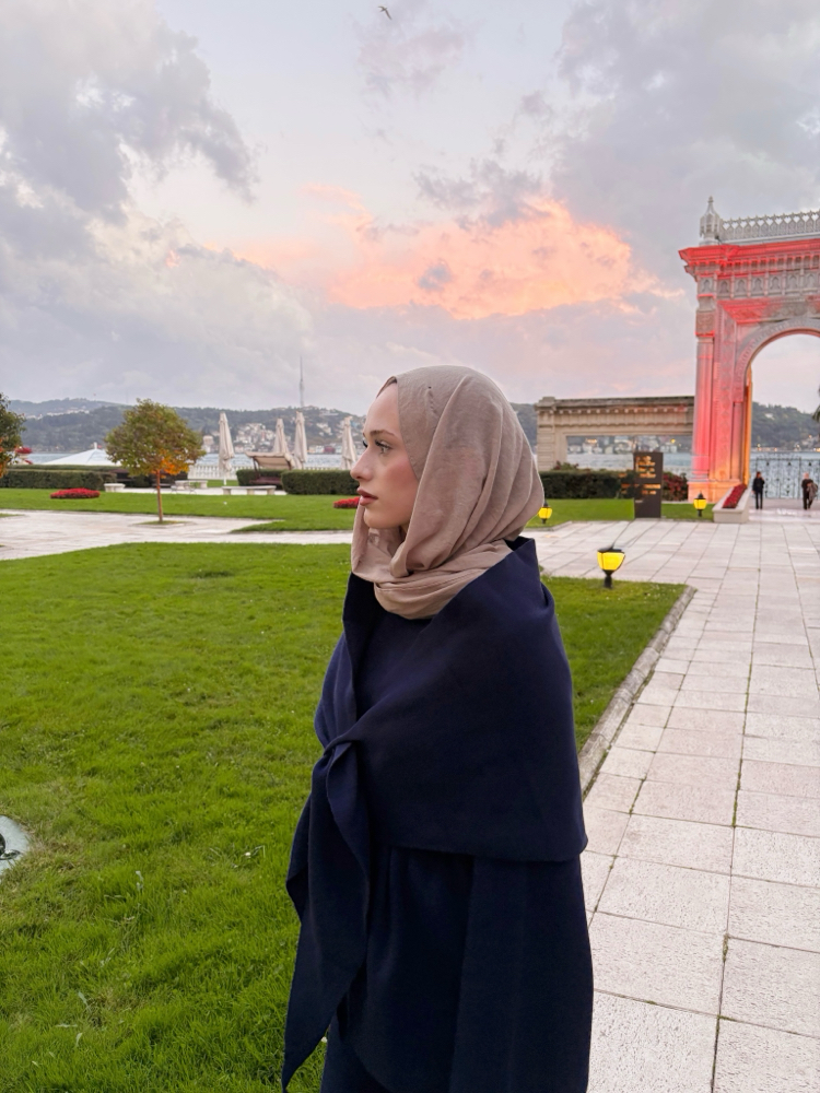 Şal Detaylı Triko Takım