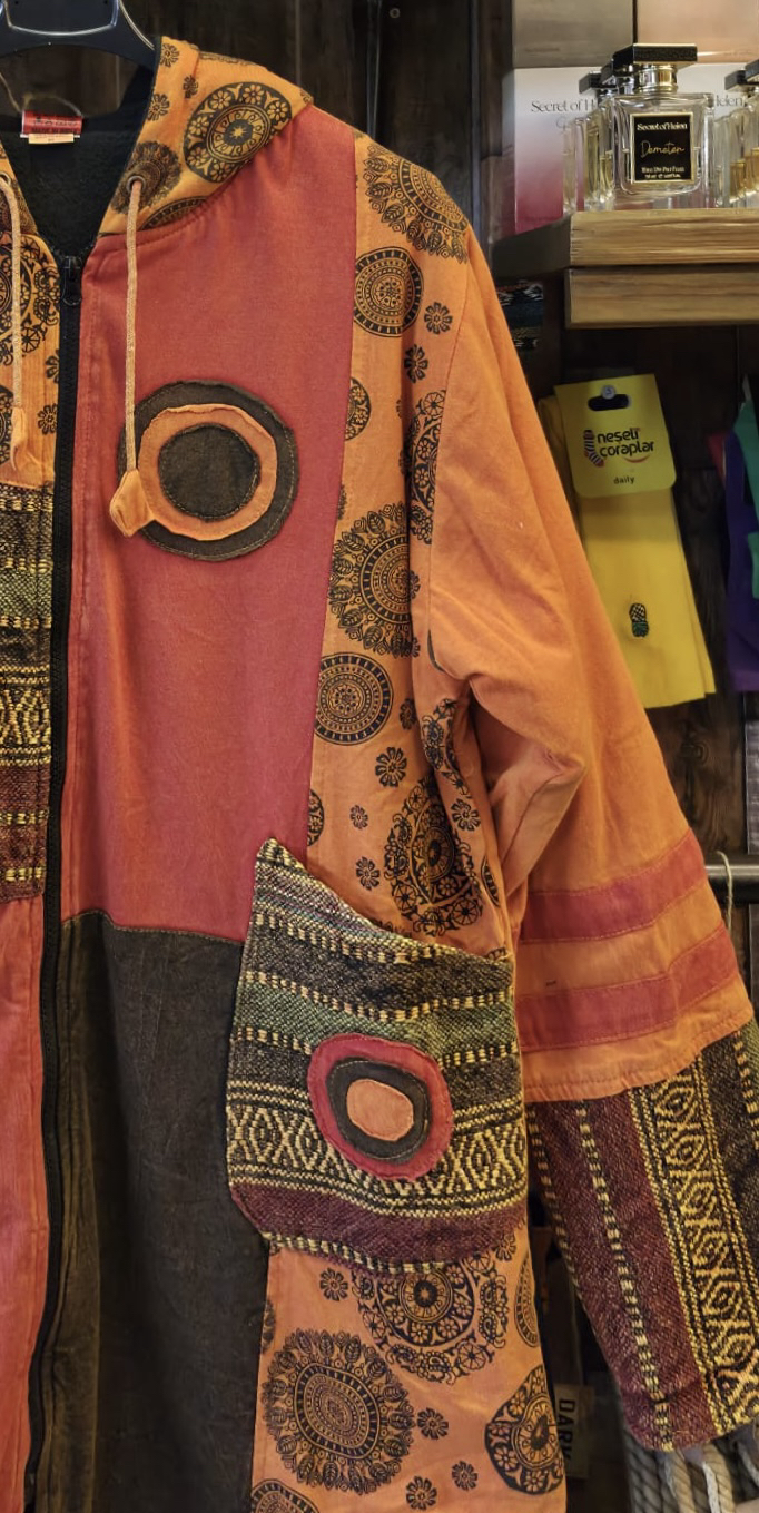 Nepal tasarım kaban