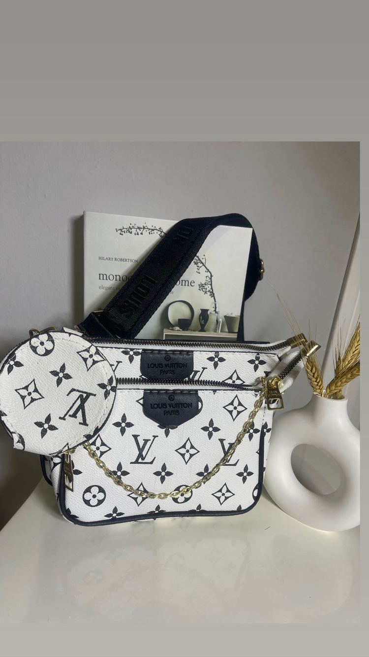 Beyaz LV Desen Multi Pochette Crossbody – Zincirli & Mini Cüzdanlı