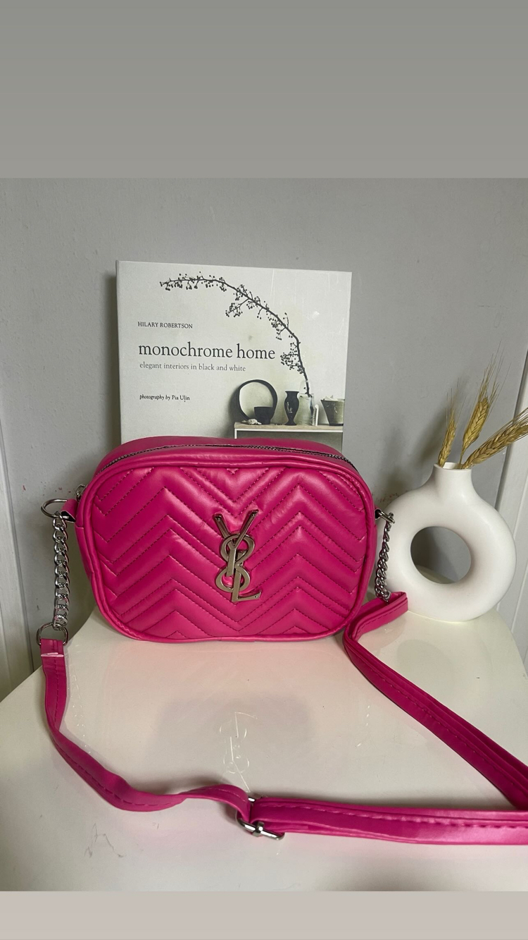 Fuşya Zigzag Kapitone Omuz Çantası – YSL Model (200₺)