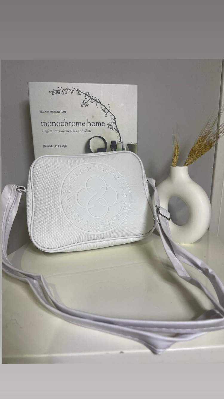 Beyaz Spor Omuz Çantası – Bags Accessories Model (200₺) 