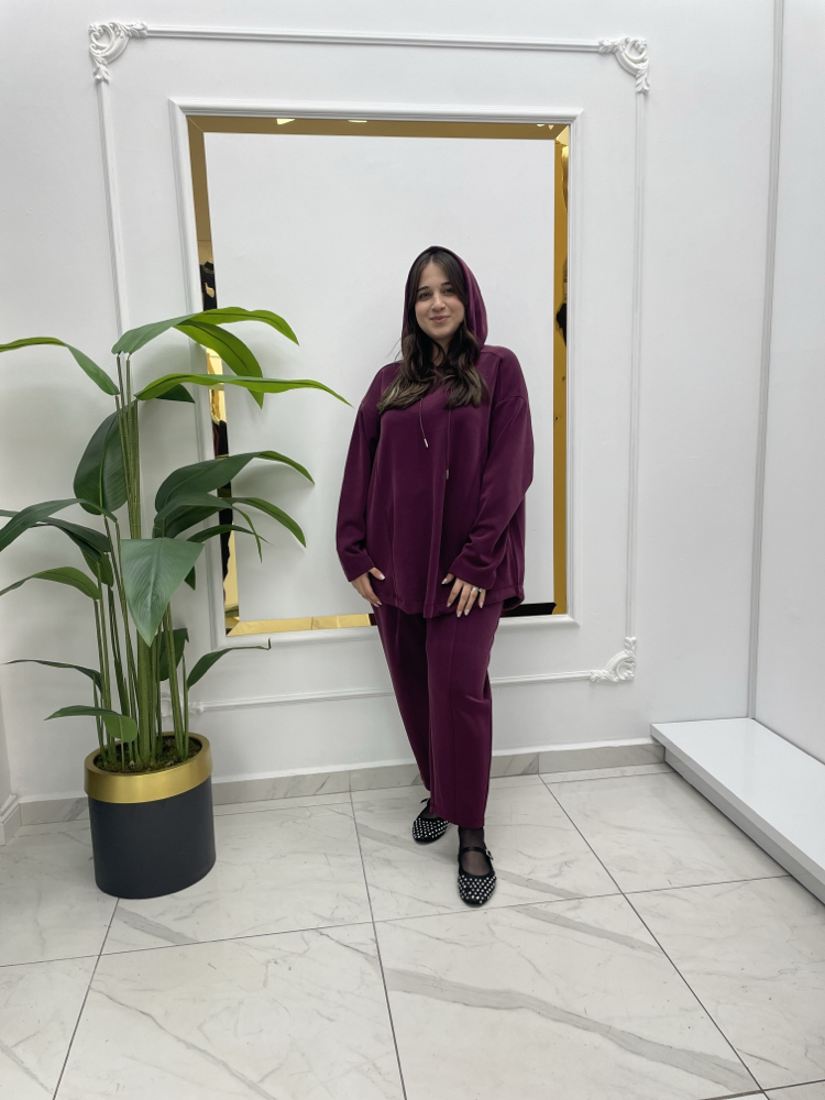 Kapşonlu Pantolonlu Takım