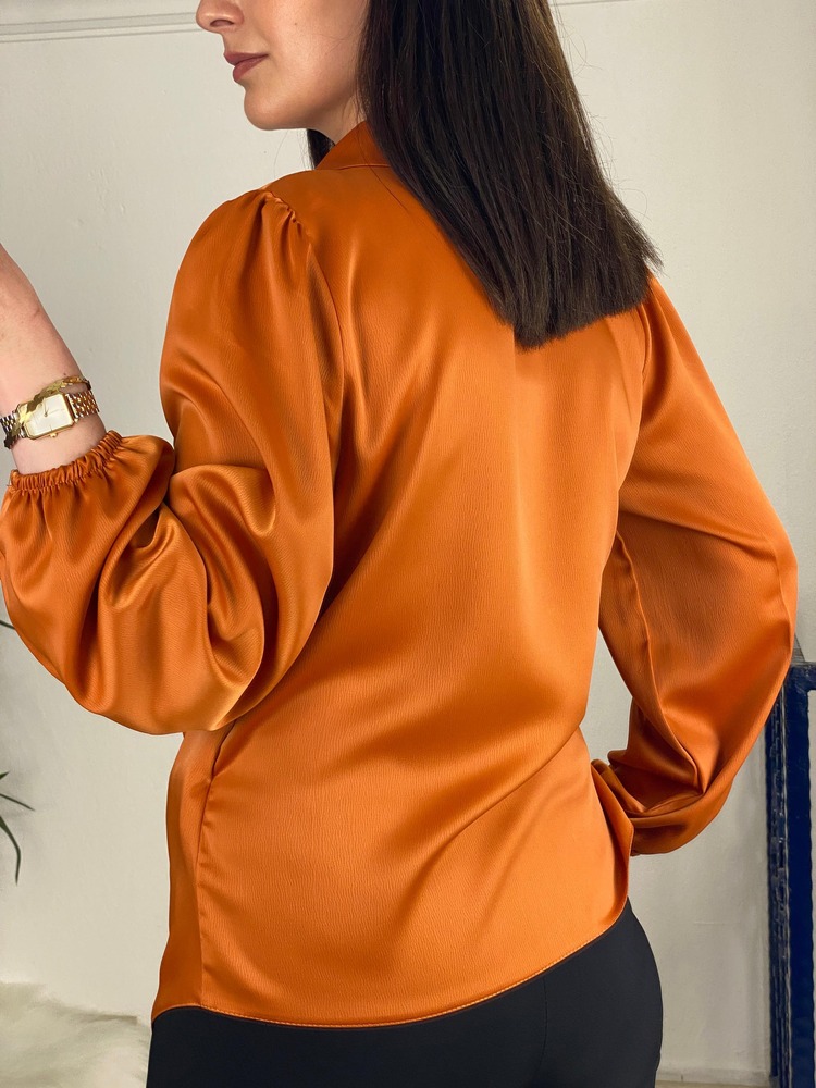 marka model yandan bağlamalı bluz (kiremit)