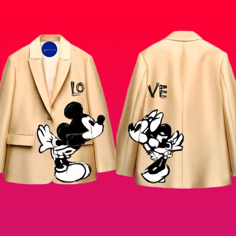 Mickey and Minnie Love