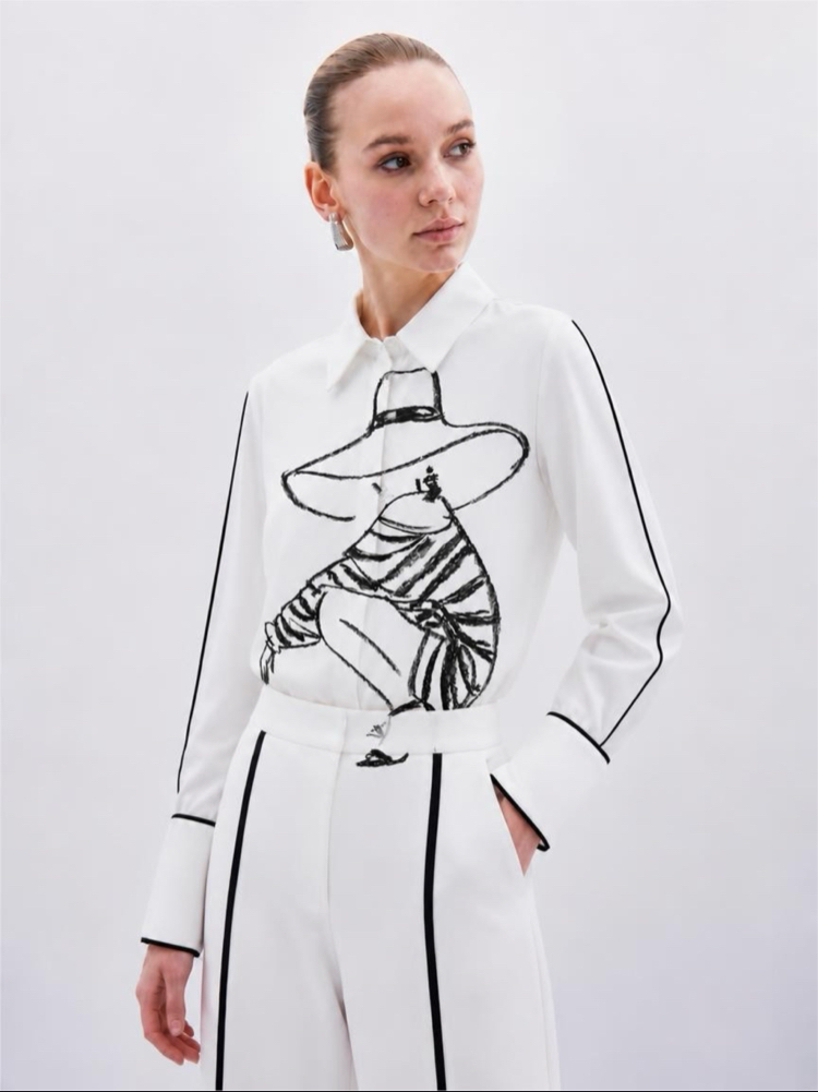 Woman with a hat 