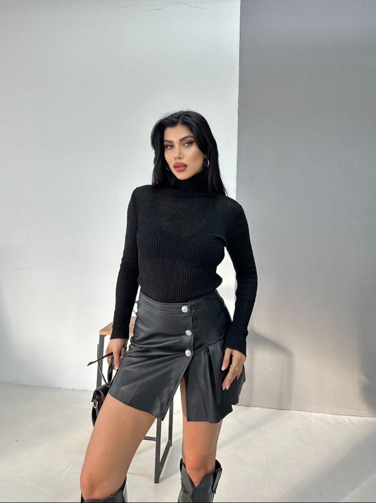 Hafif transparan boğazlı body full esnek