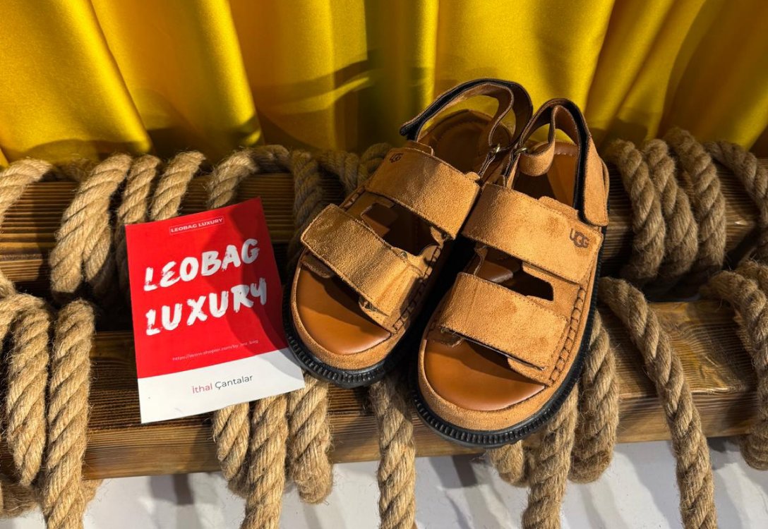 UGG Sandalet ❤️