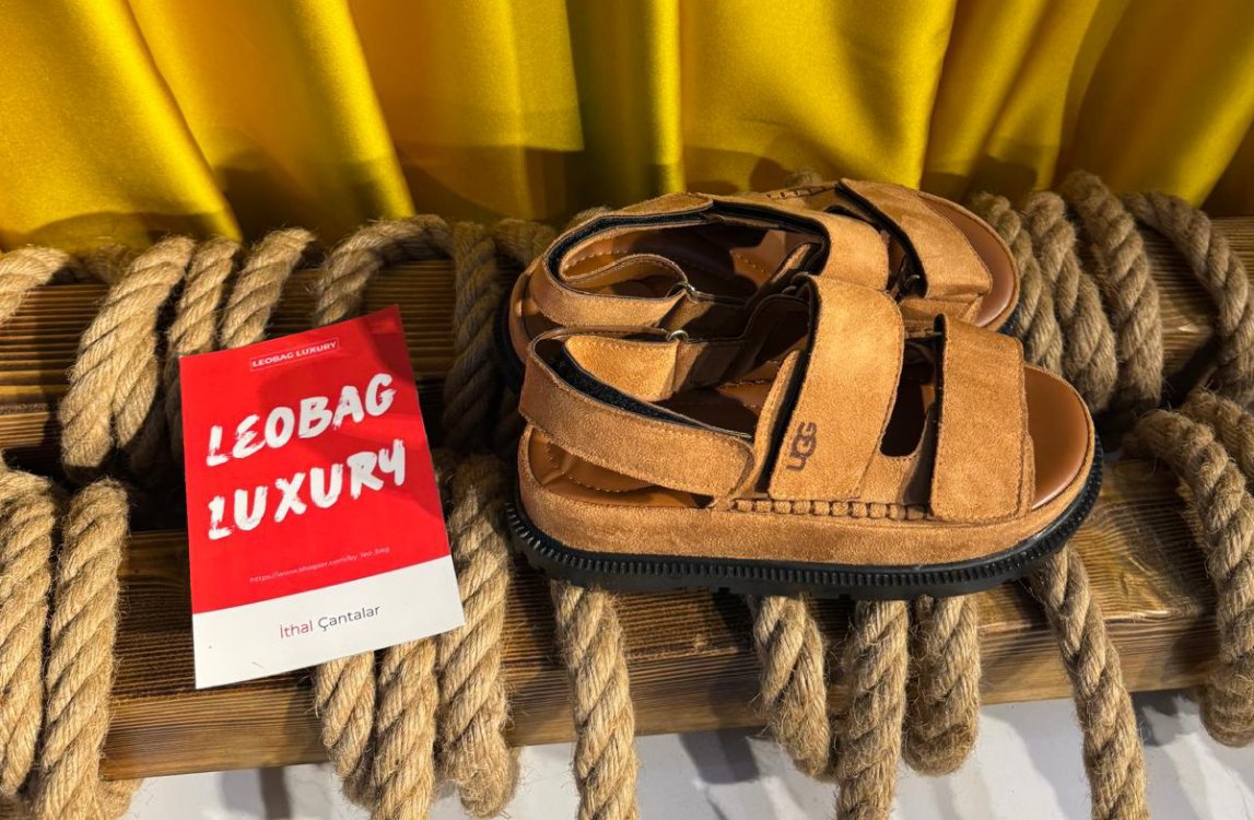 UGG Sandalet ❤️