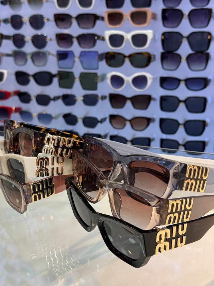 Miu Miu Glimpse SMU09WS İthal Güneş Gözlüğü