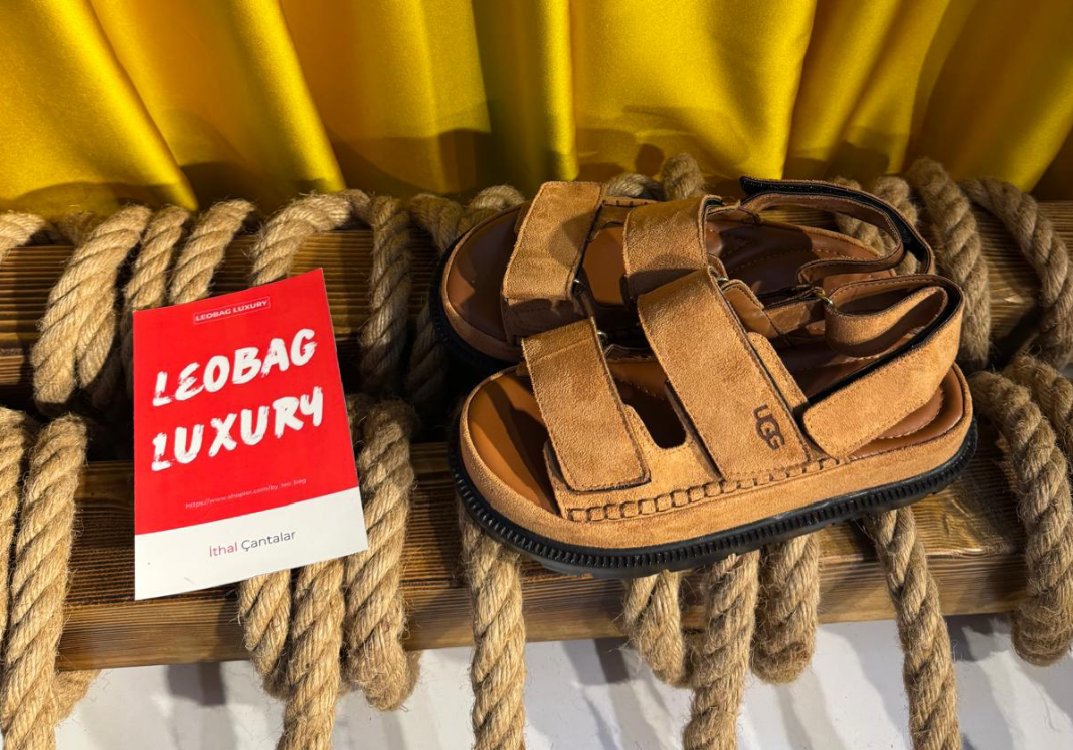 UGG Sandalet ❤️