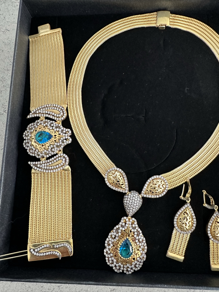 925 Ayar Gümüşlük ş üzeri altın kaplama set