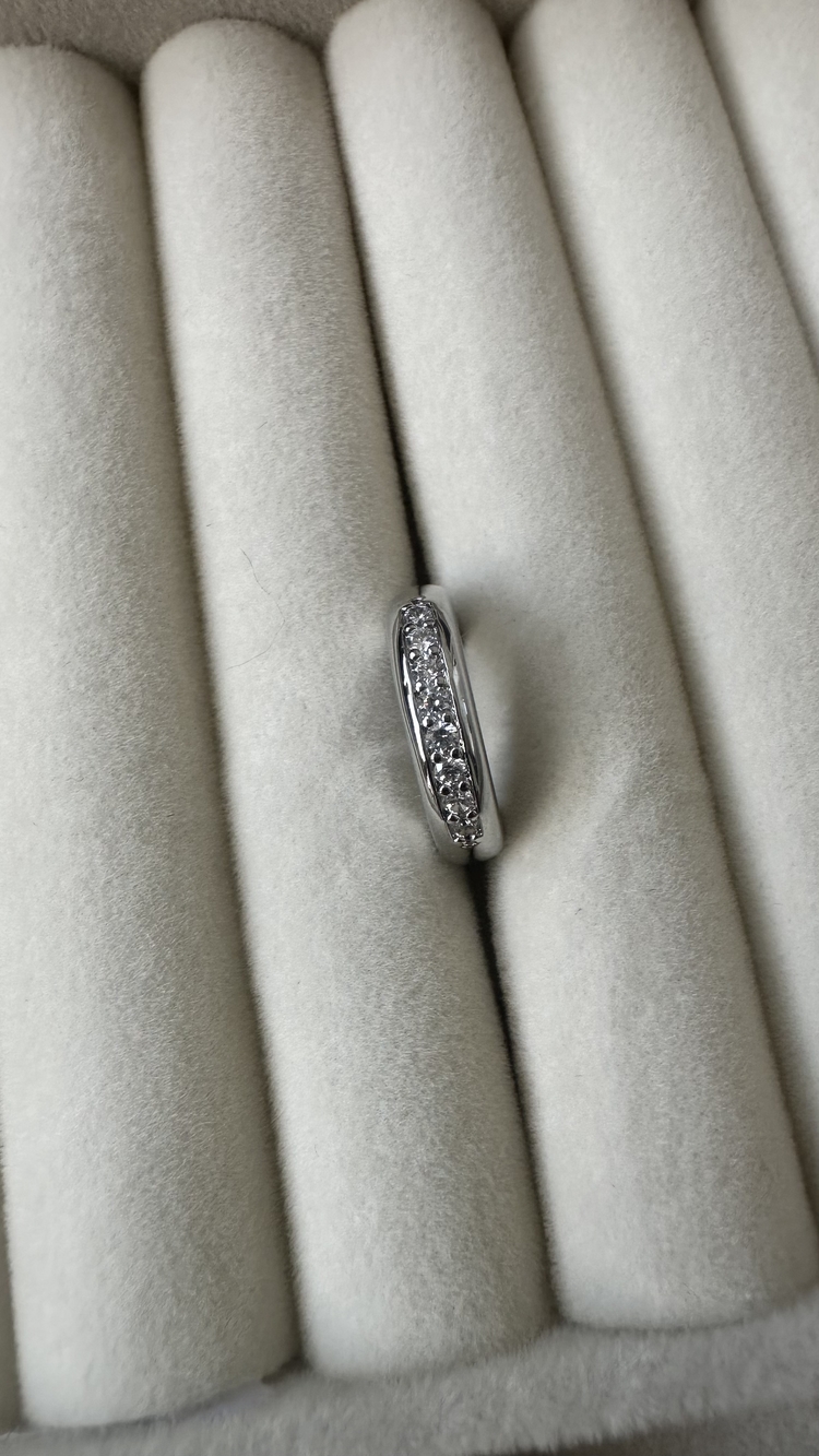 Tekli Taşlı Silver Earcuff