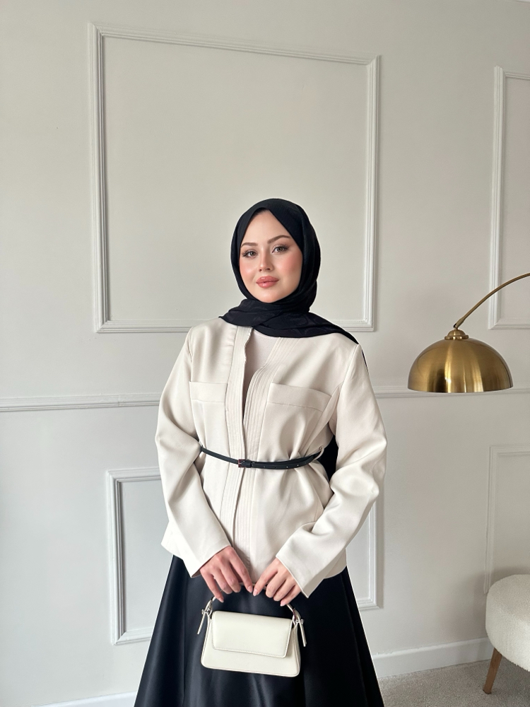 Kemerli astarlı ceket