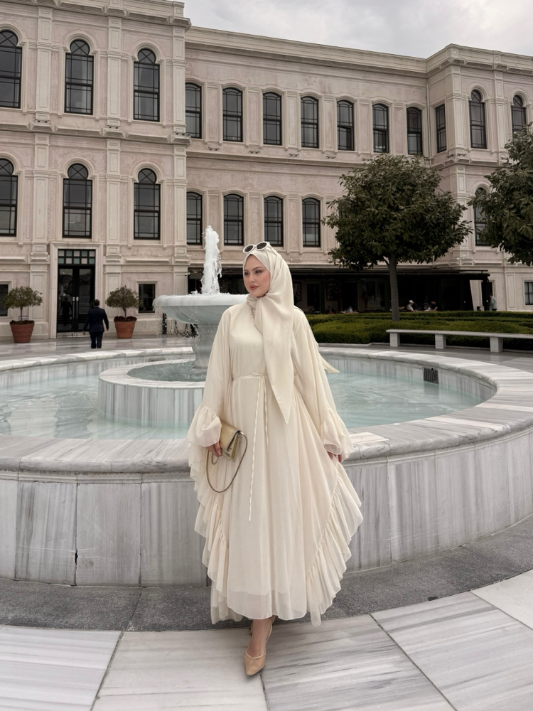 Fırfırlı abaya krem ön sipariş