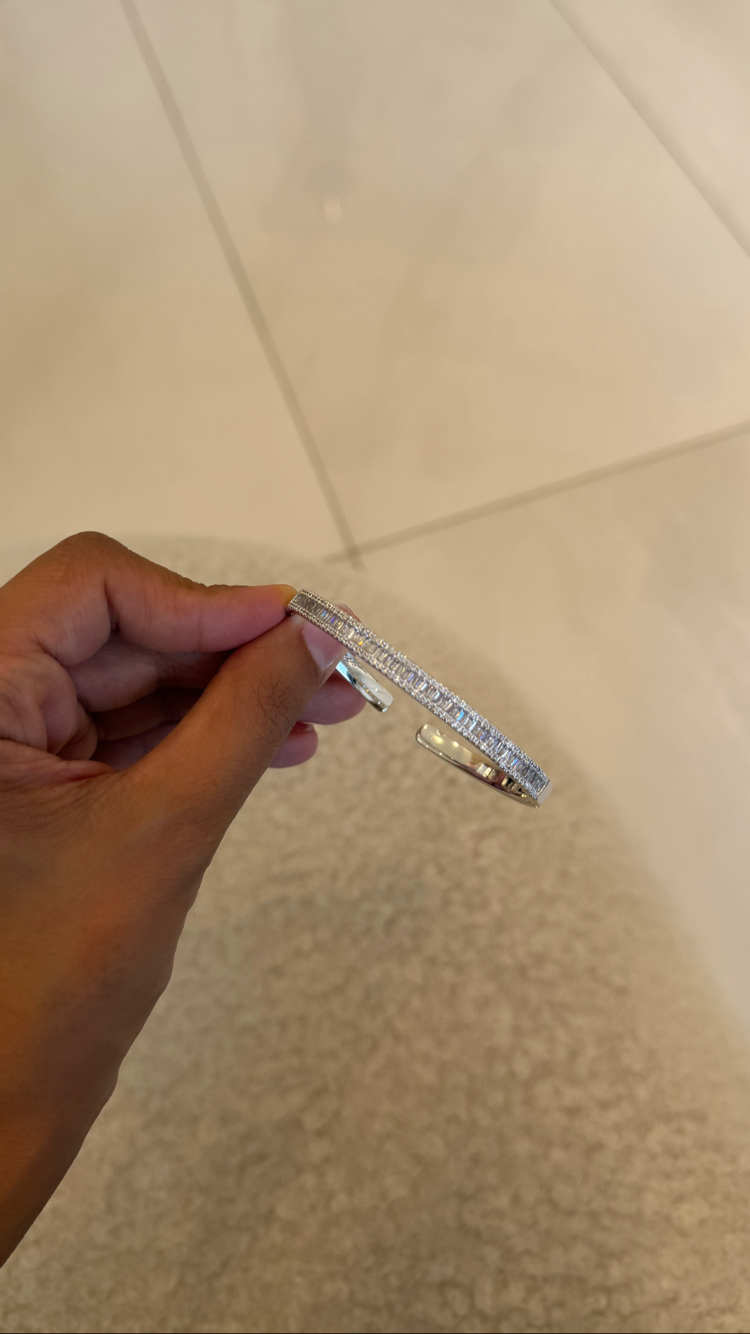 Swarovski Taşlı İthal Kelepçe  