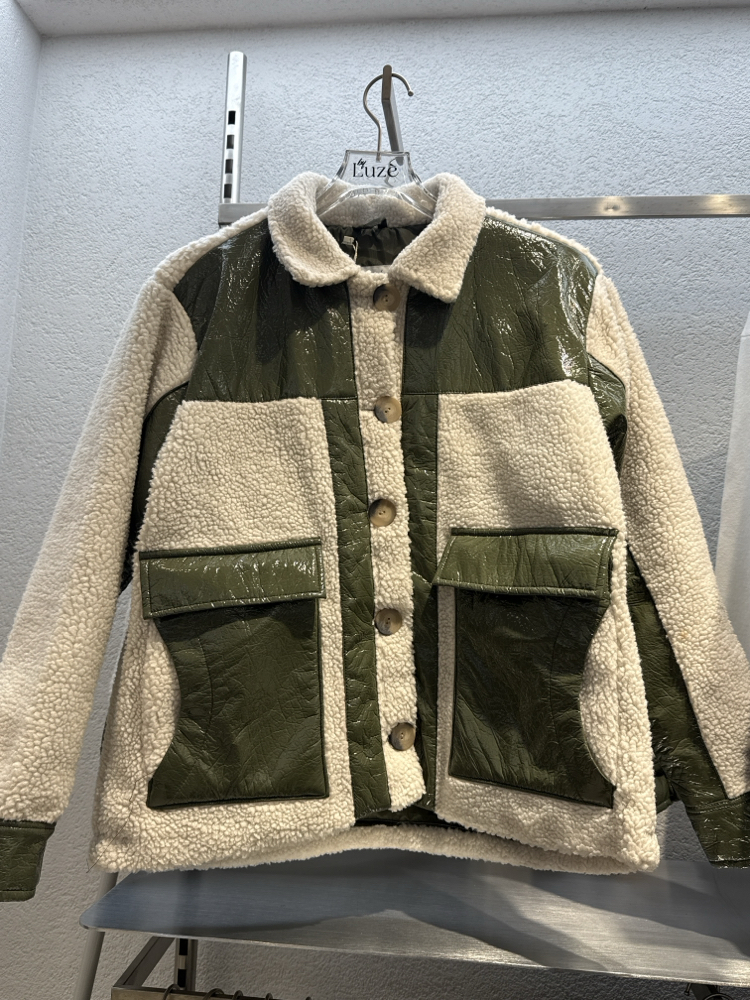 Peluş rugan mont