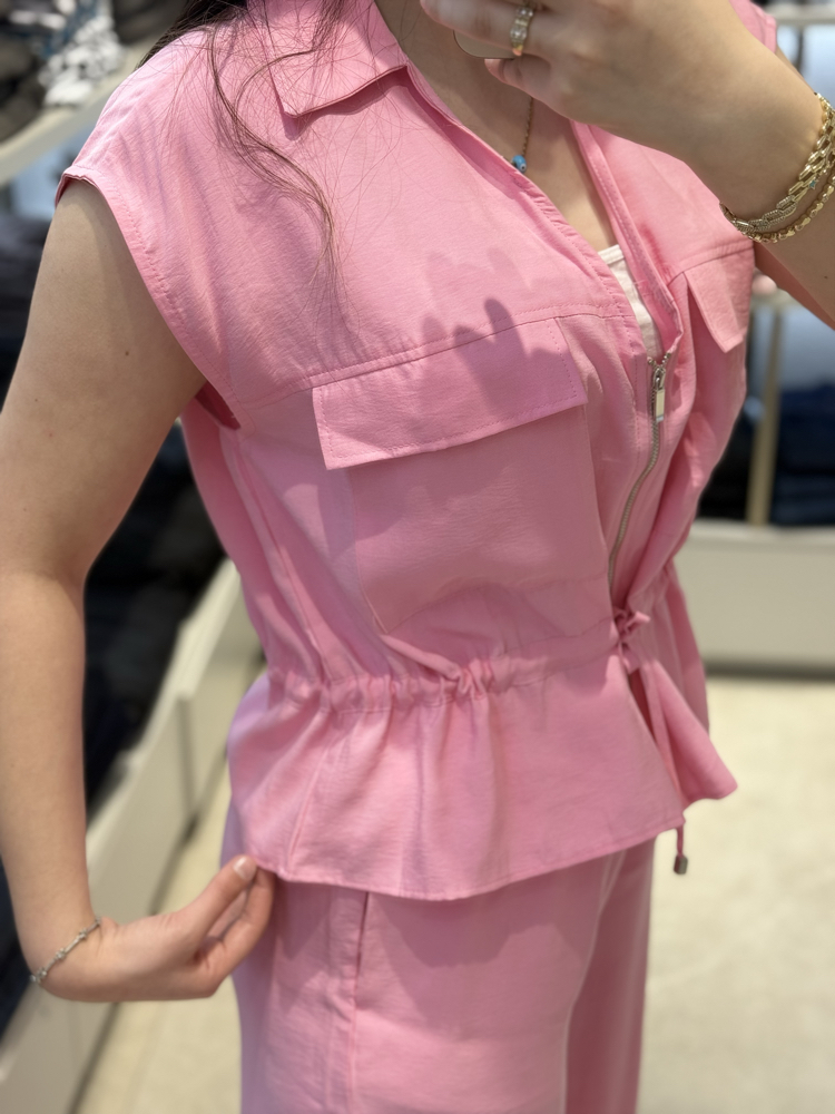 PEMBE YELEKLİ TAKIM 