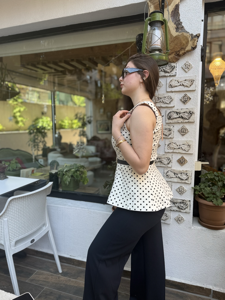 KEMER DETAY PUANTİYE PEPLUM BLUZ