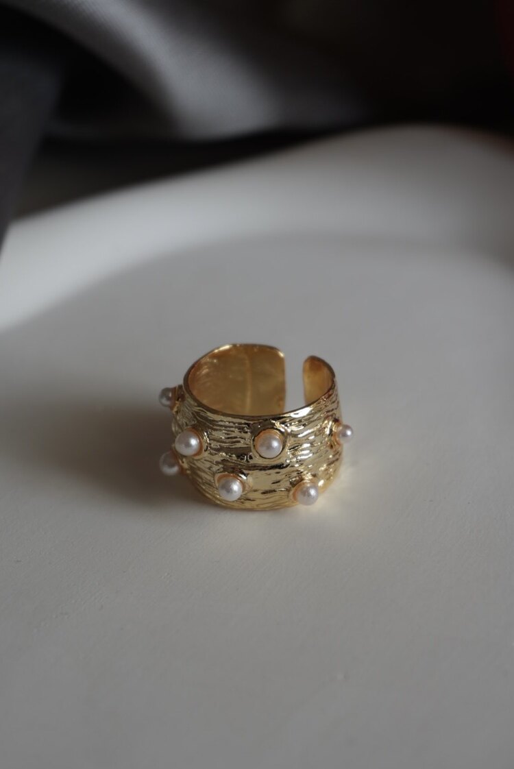 Pearly