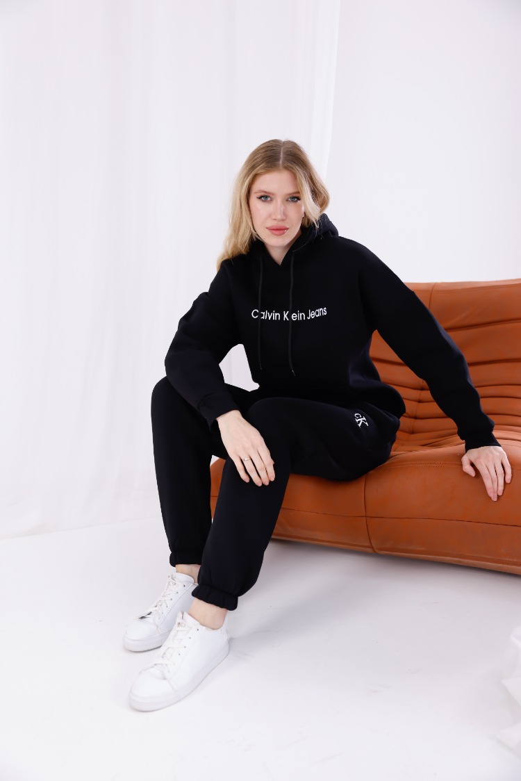 CALVİN KLEİN JEANS EŞOFMAN TAKIMI SİYAH