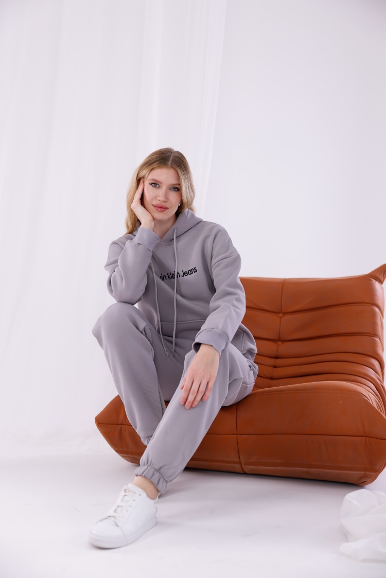 CALVİN KLEİN JEANS EŞOFMAN TAKIMI GRİ