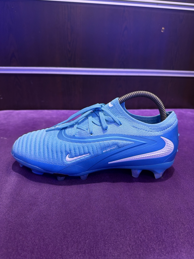 Nike phantom