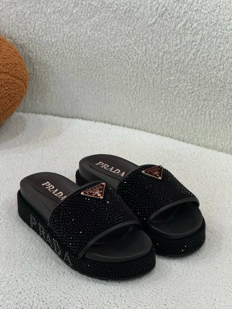PRADA İTHAL TAŞLI TERLİK