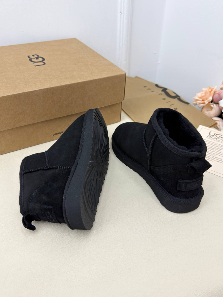 UGG CLASSİC ULTRA MİNİ - HAKİKİ SUET DERİ