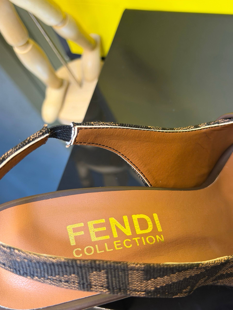 FENDİ İTHAL TOPUKLU AYAKKABI
