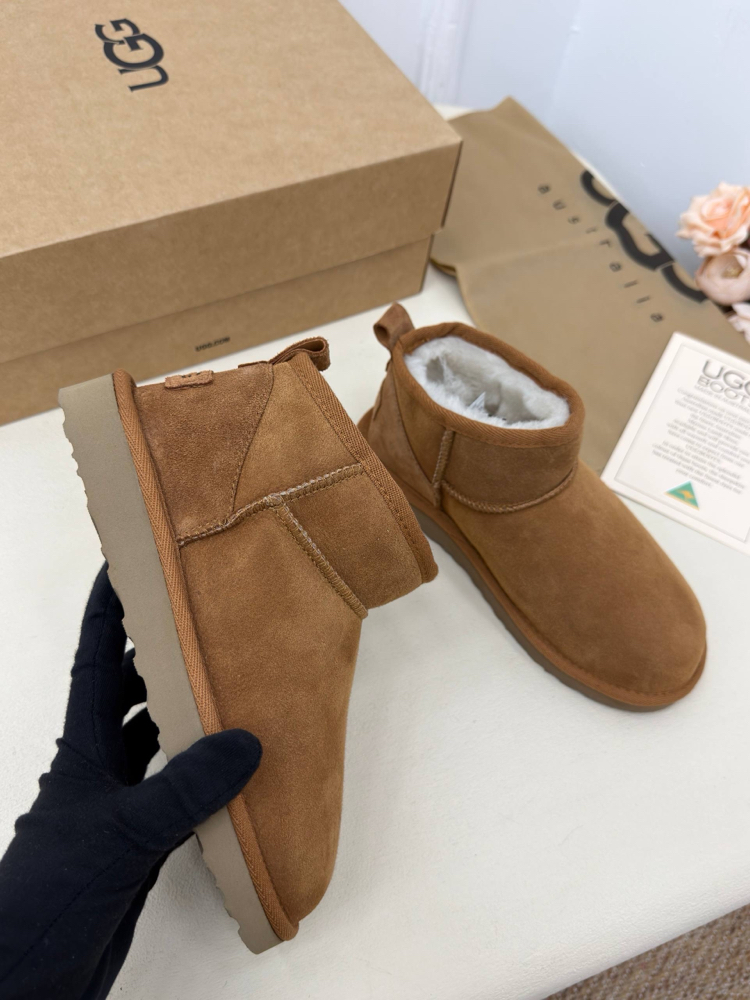 UGG CLASSİC ULTRA MİNİ - HAKİKİ SUET DERİ
