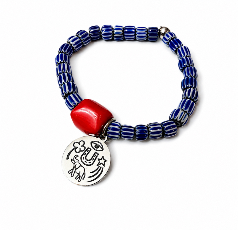 Deep blue luck bracelet 