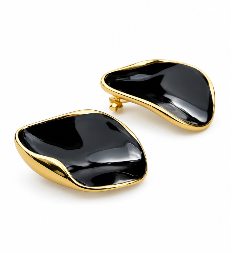 Noir Wave Earring