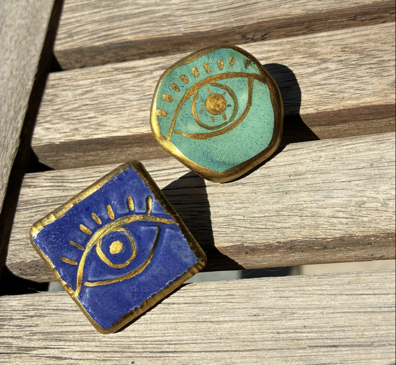 S-eyes gold