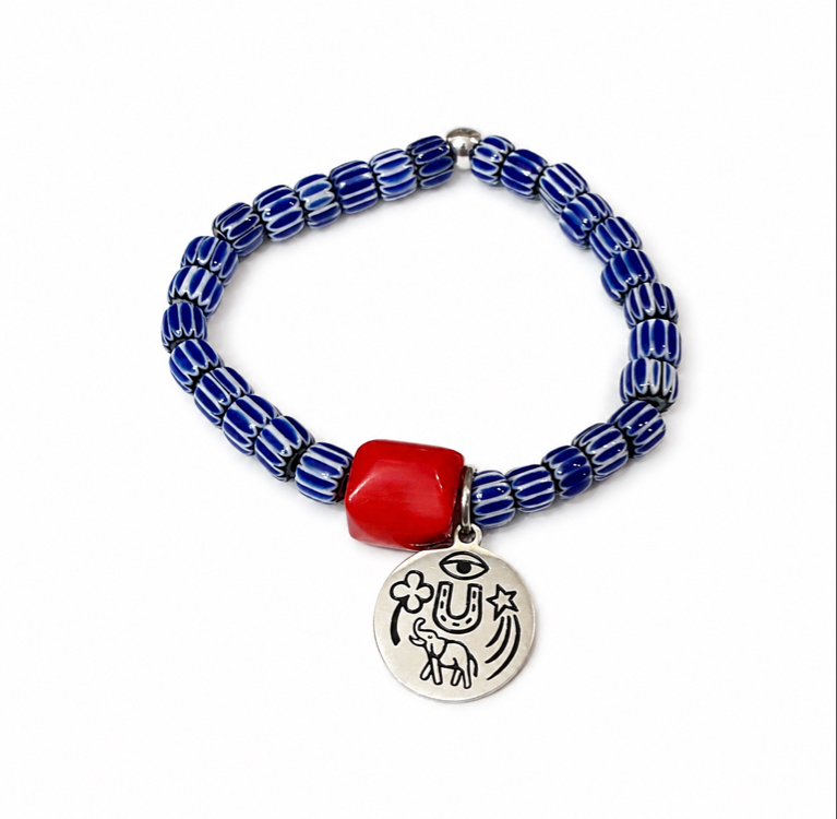 Deep blue luck bracelet 