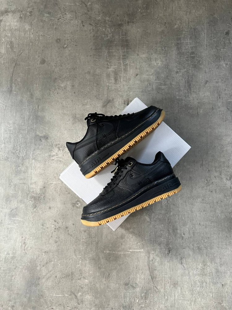 Air Force Luxe Black