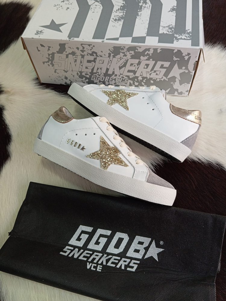 Golden Goose Sneakers