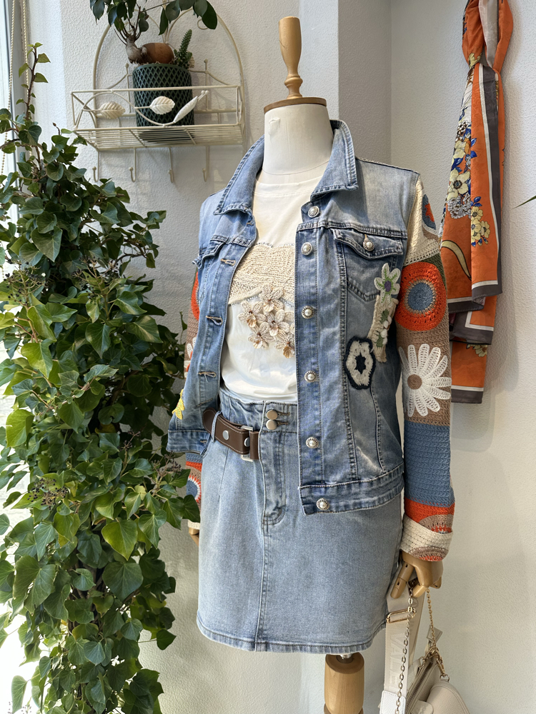 Çiçek Denim Ceket