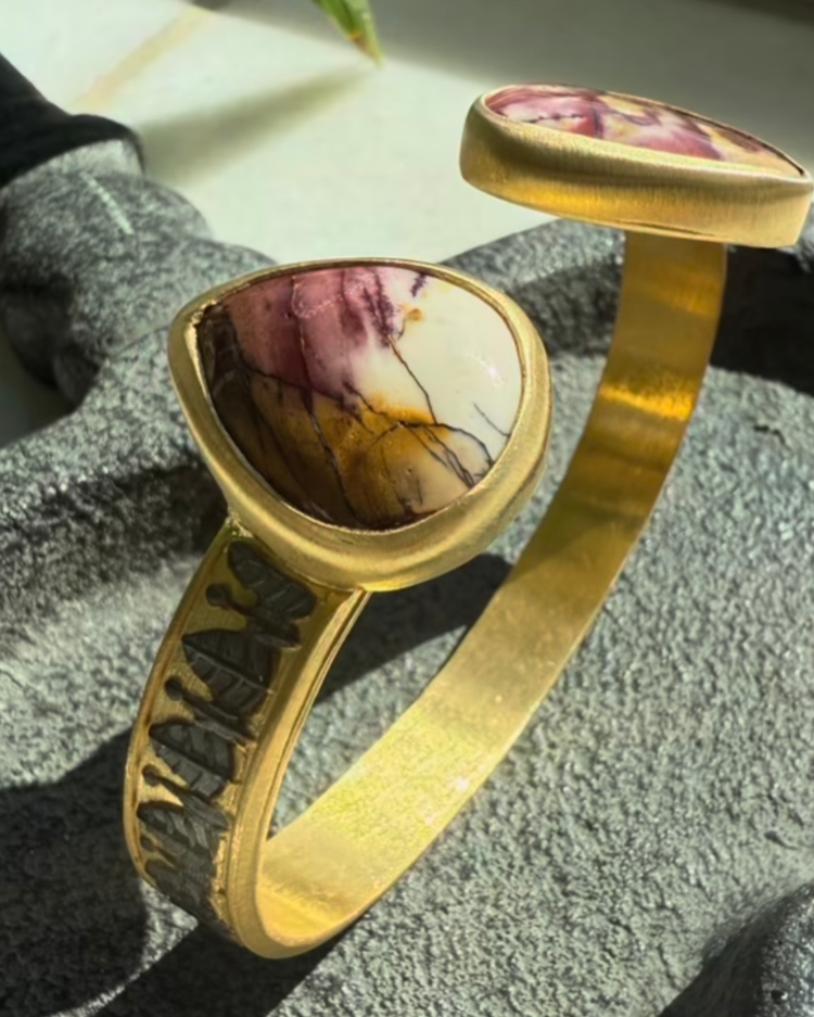 Nefertari Crown Cuff