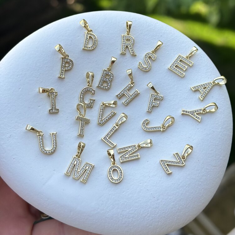 Xuping 14k harf kolye ucu