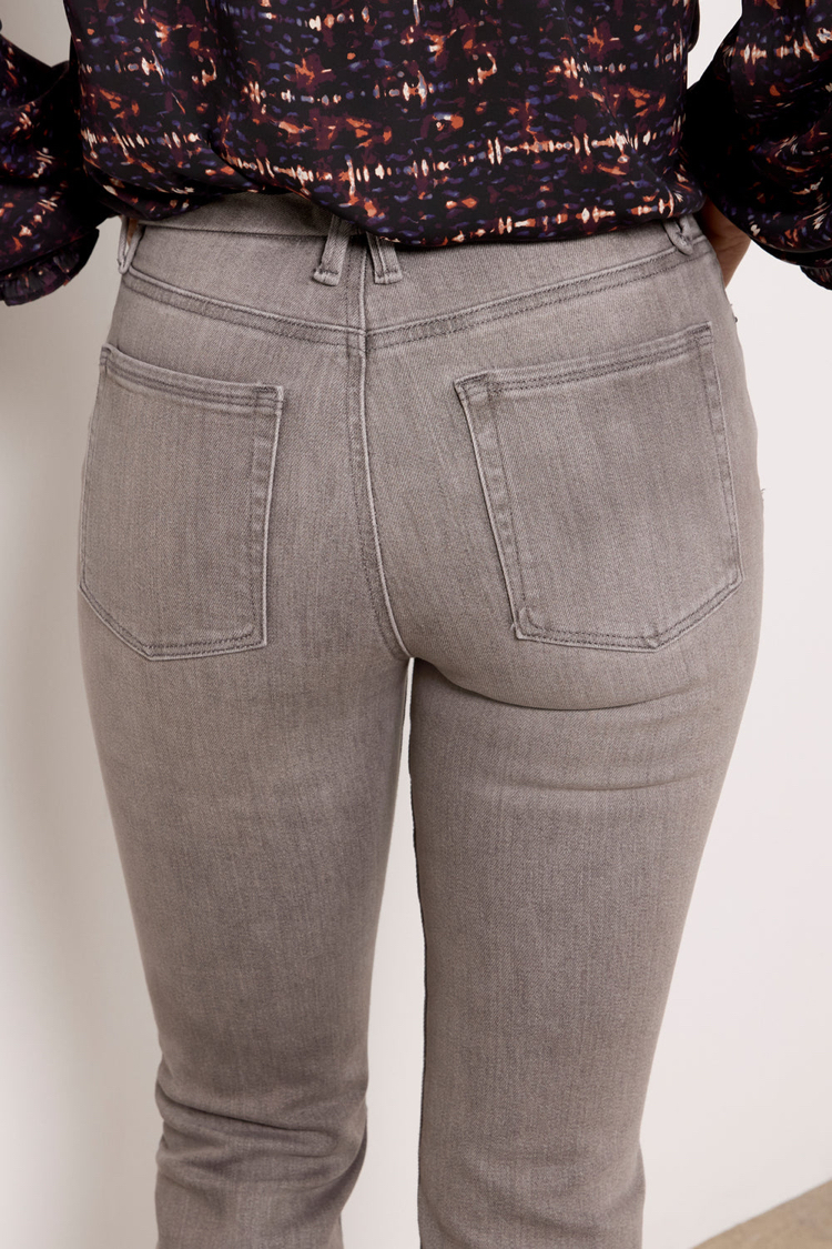 GOOD BOOTCUT JEAN