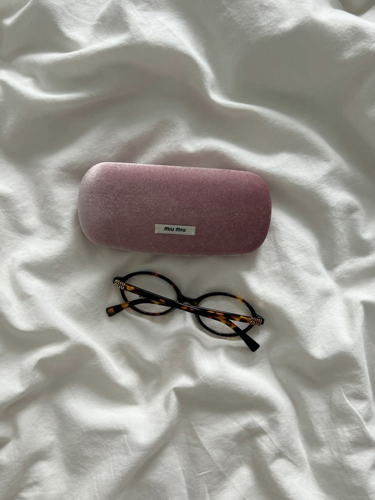 MİU MİU SUNGLASSES(Mavi Işık Filtreli Çerçeve)