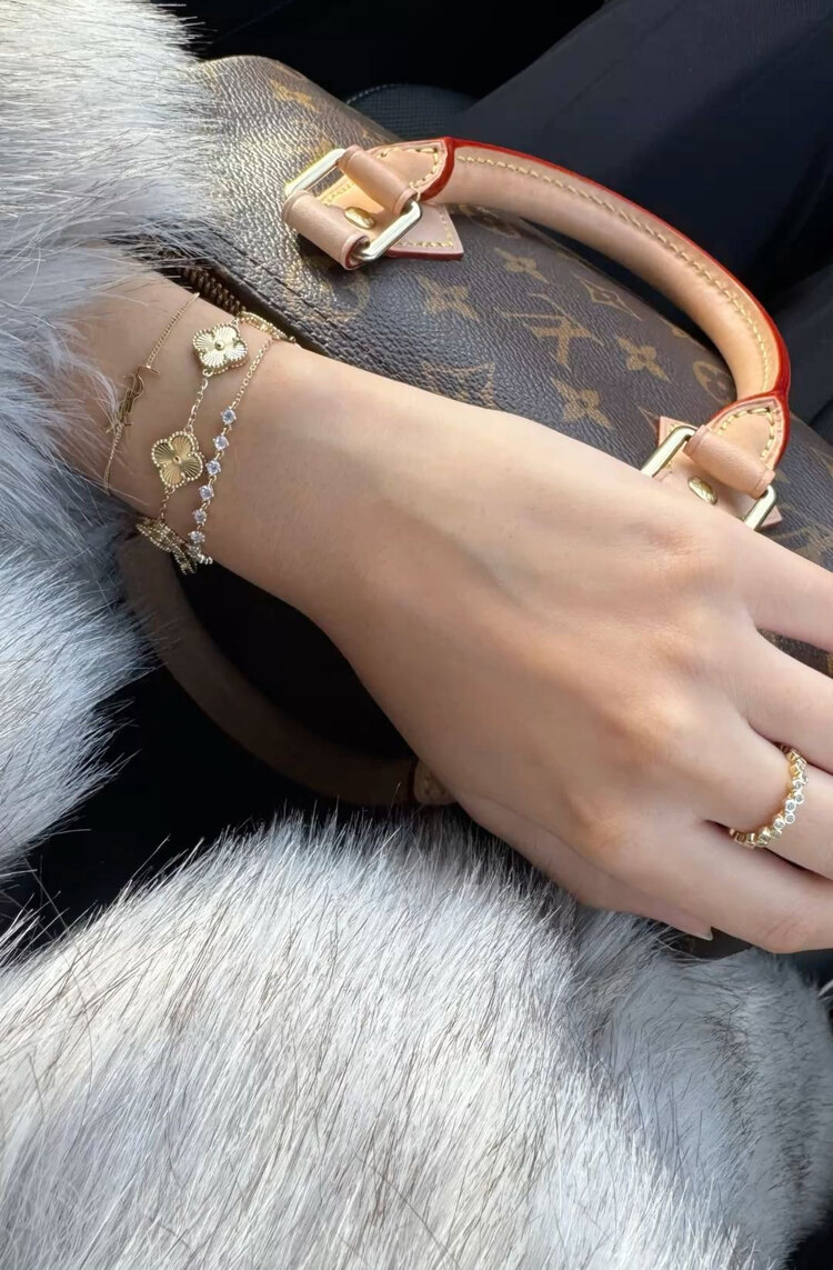 VAN CLEEF BRACELET (gold)