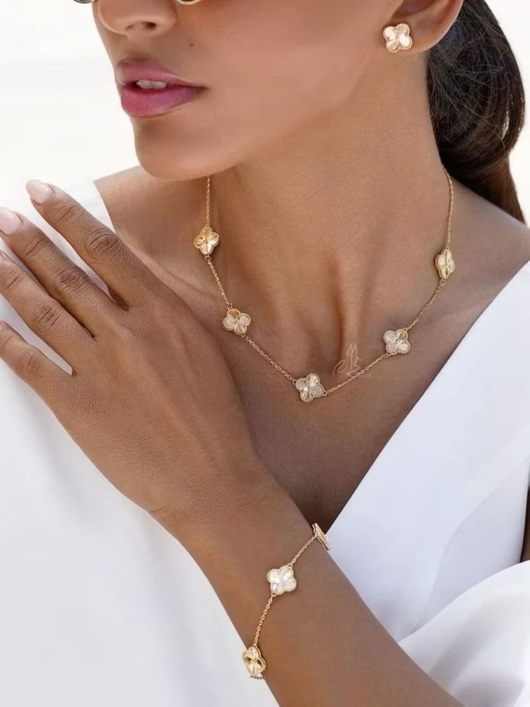 VAN CLEEF EARRİNGS