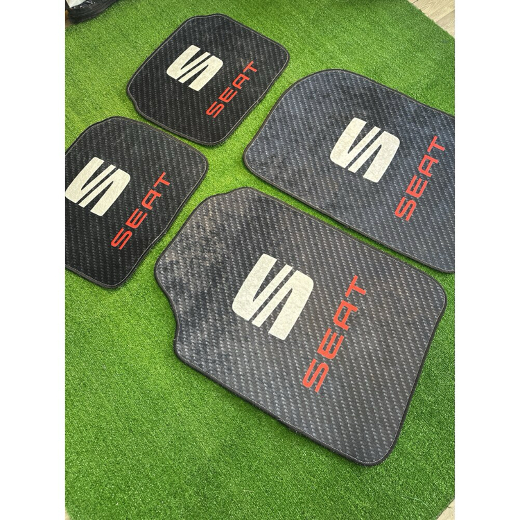 Seat Logolu Premium Araç Paspas Seti – Siyah Sportif Tasarım (4’lü Set)