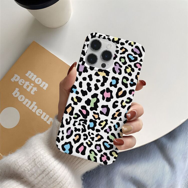 BEYAZ LEOPAR DESENLİ KİLİFİMİZ
